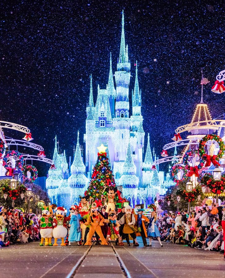 Disney Worlds magic more magical during the holidays