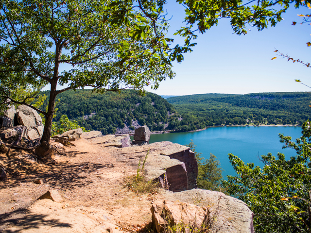 Devil's lake state clearance park hiking trails