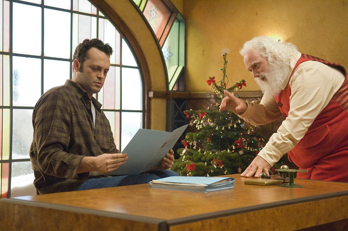 Vince Vaughn and Paul Giamatti  play the Claud brothers in Fred Claus. 